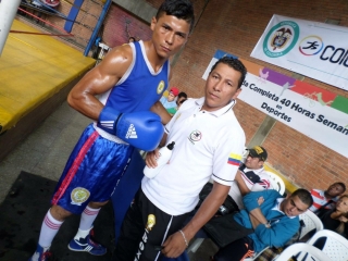 Boxeador araucano participa del Campeonato Nacional Andino de Boxeo en Villavicencio