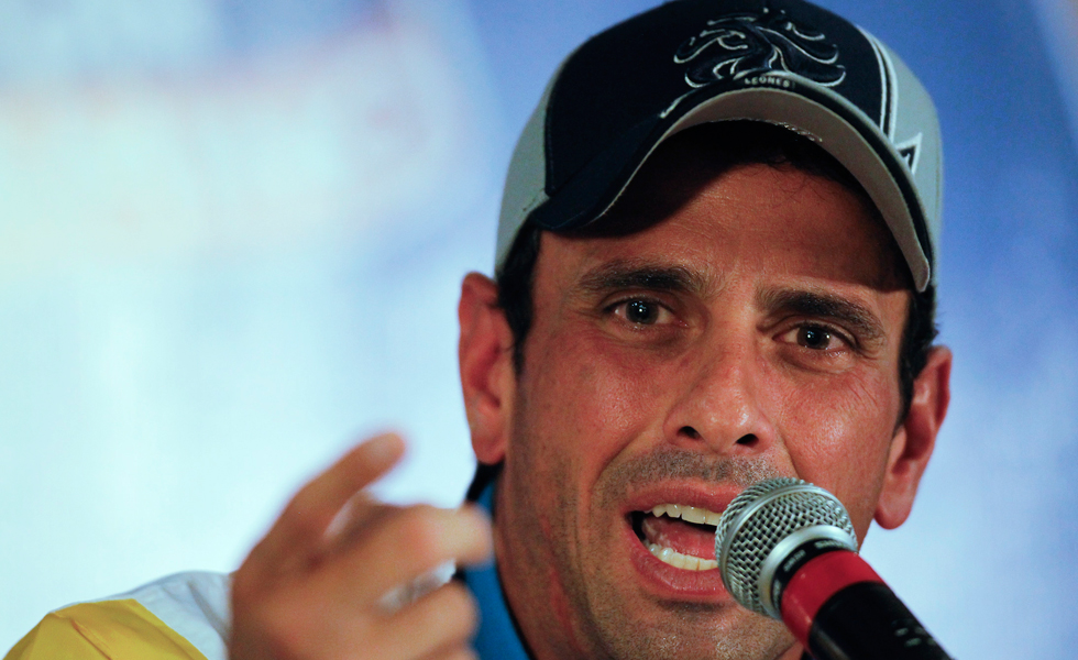 Henrique Capriles asegura que Maduro abandonó la mesa de diálogo: “Hasta del papa se burló”