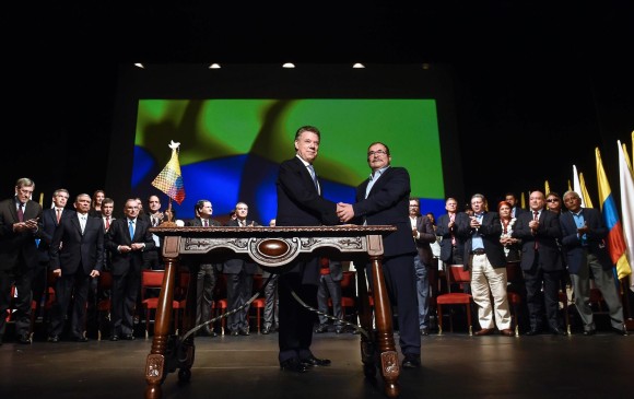 Gobierno y Farc firman el acuerdo de paz definitivo