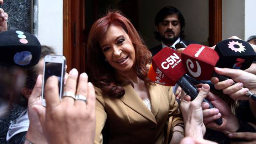 Un juez argentino procesa a Cristina Kirchner por corrupción