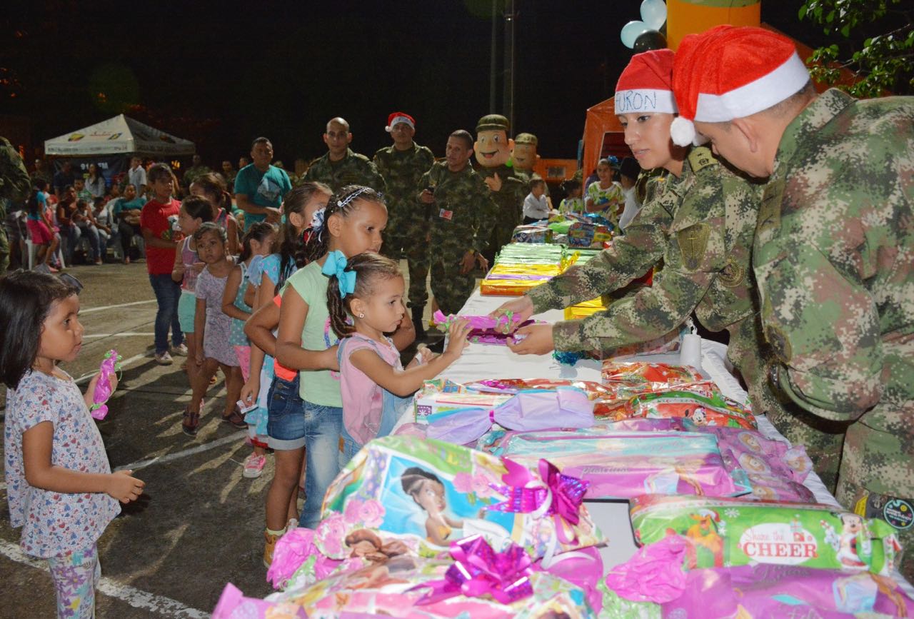 Ejército compartió la navidad con comunidades de Arauca