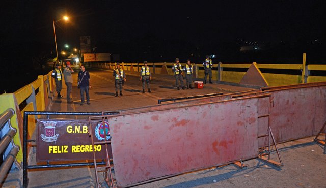 Maduro prorrogó cierre de frontera con Colombia por 72 horas más