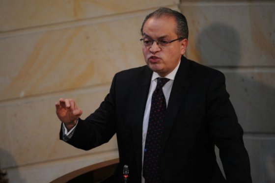 Conjueces definirán demanda contra la elección de Fernando Carrillo como Procurador General