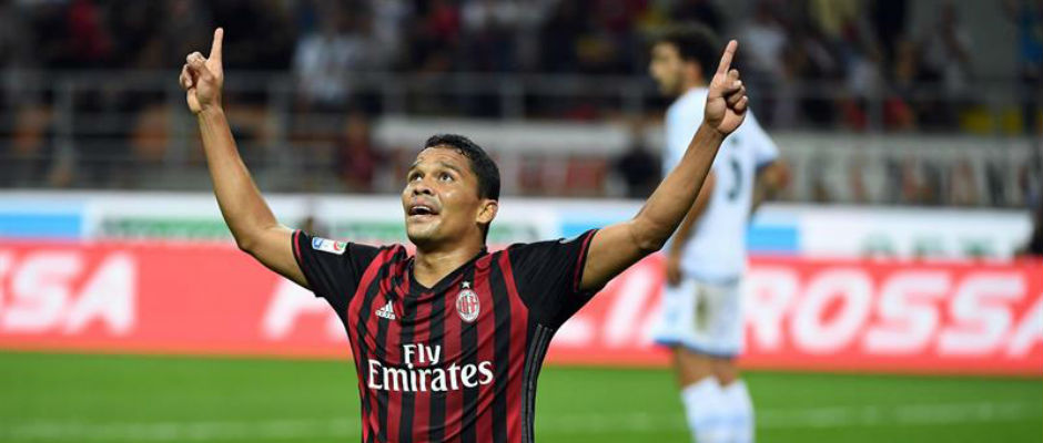 Bacca es un delantero de peso, sus números hablan por sí solos: Montella