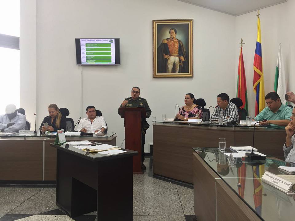 Fuerza Pública compareció ante el Concejo municipal de Arauca