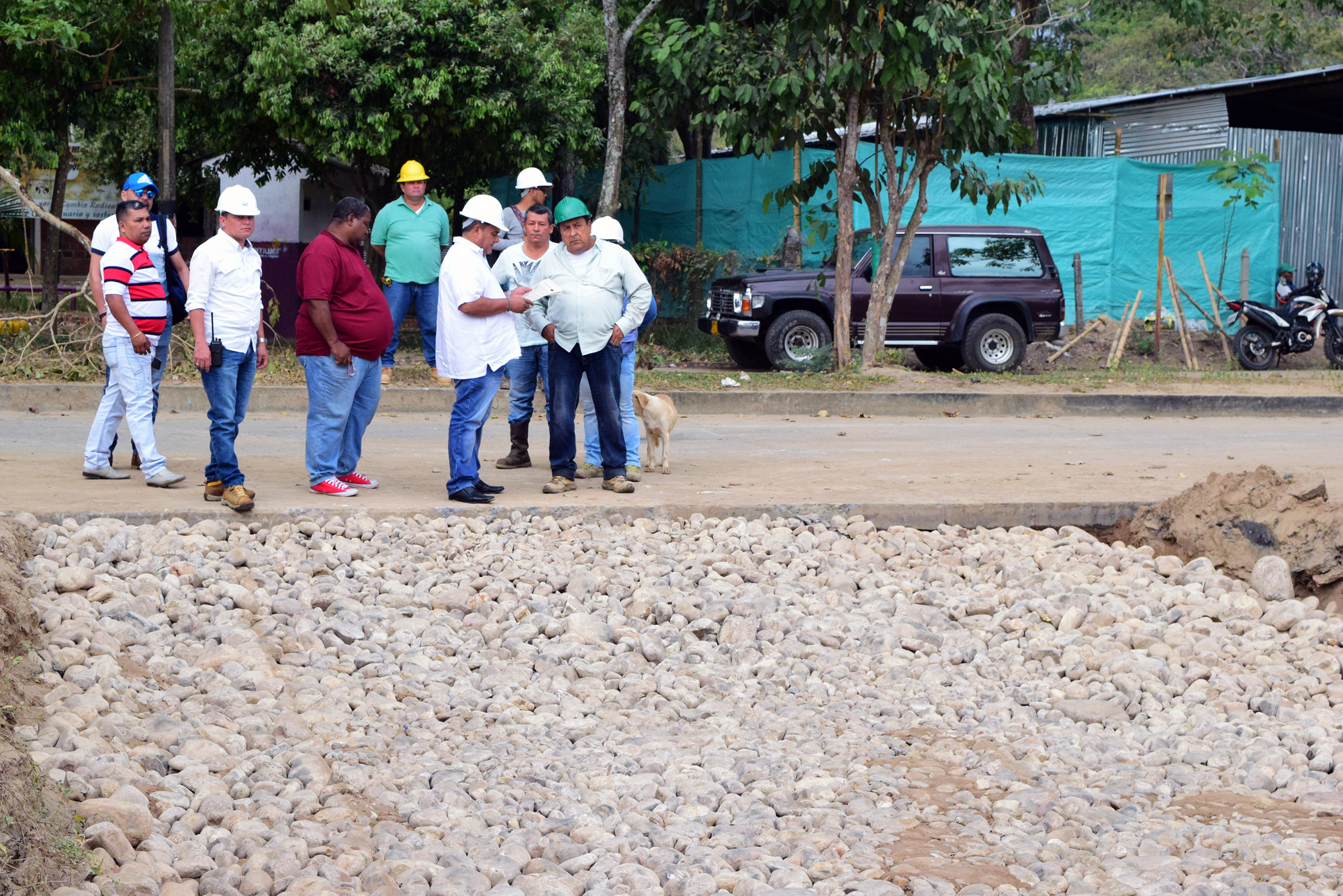 Alcalde de Arauca supervisó obras en ejecución en la Comuna 3