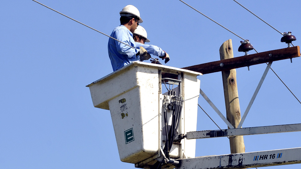 Suspensión del servicio eléctrico en Arrecifes, Los Caballos y Mata de Gallina