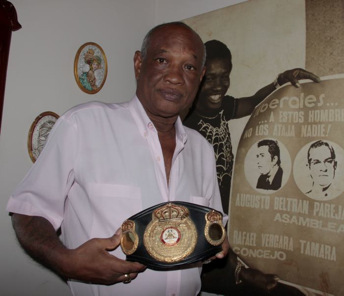 Murió Rocky Valdez, un grande del boxeo colombiano