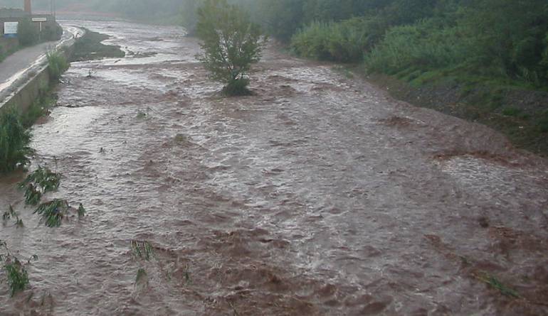 Arauca en alerta por represamiento del Río Cobaría