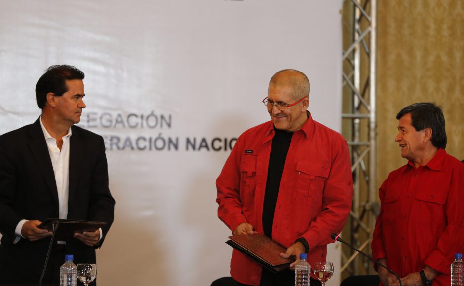 Negociación de paz entre Gobierno colombiano y ELN tendrá un mes de receso