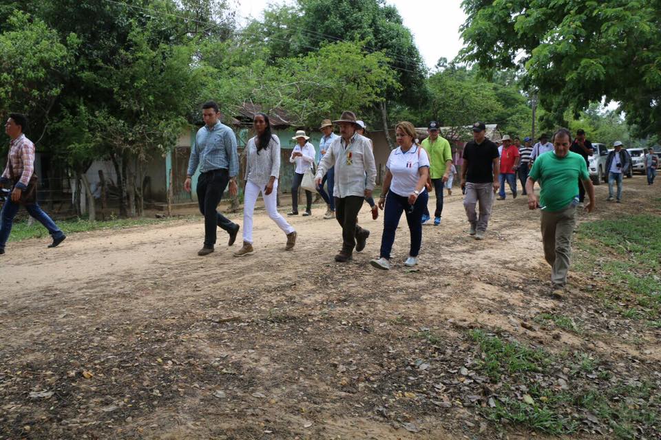 Gobernador anunció inversiones para el corregimiento El Caracol