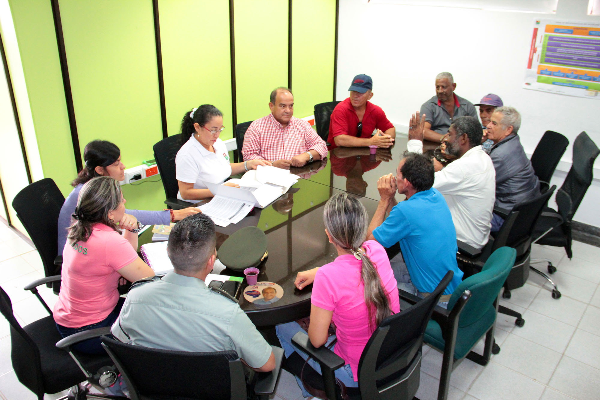 Alcaldía de Arauca se reunió con miembros de Asota