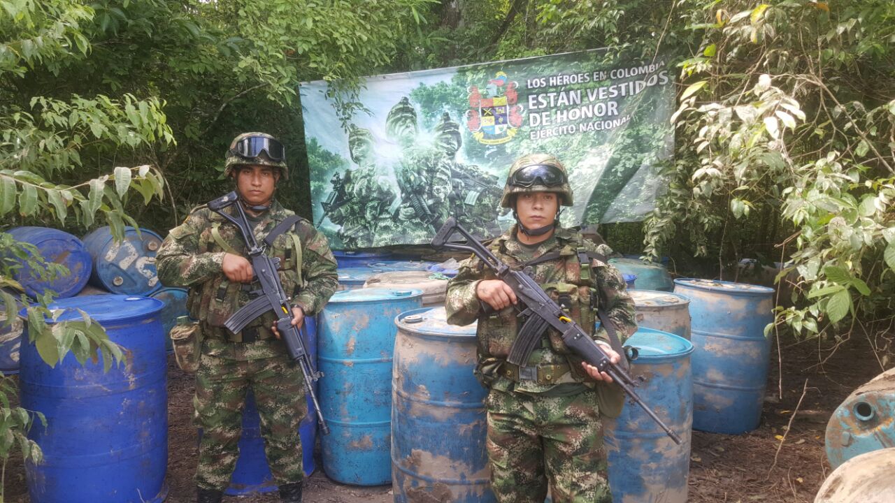 Ejército incautó hidrocarburos y material para explosivos
