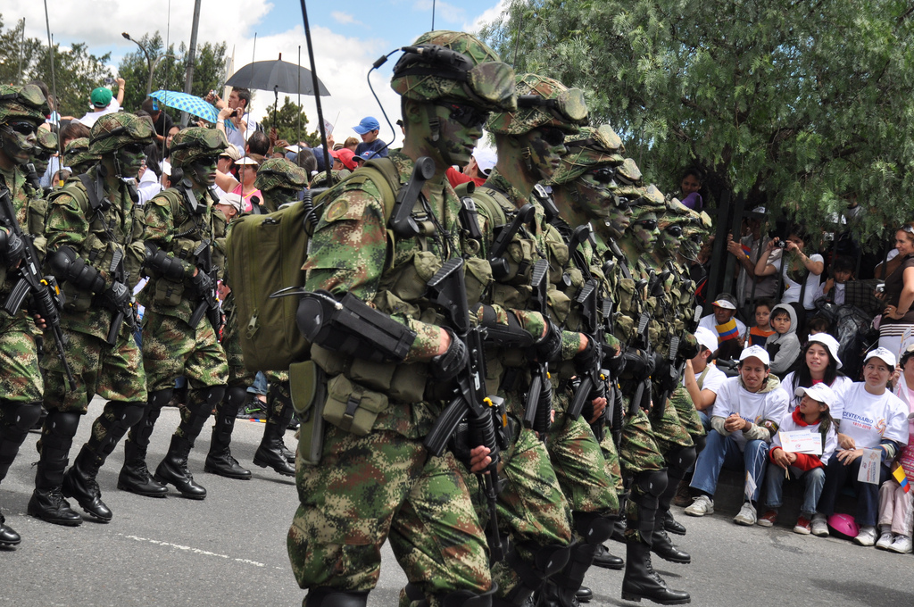Por el posconflicto el Ejército de Colombia reestructuró sus comandos operativos y militares