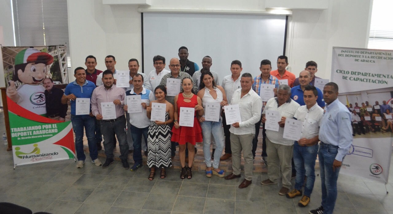 Coldeportes Arauca y Sena entregaron certificados a entrenadores