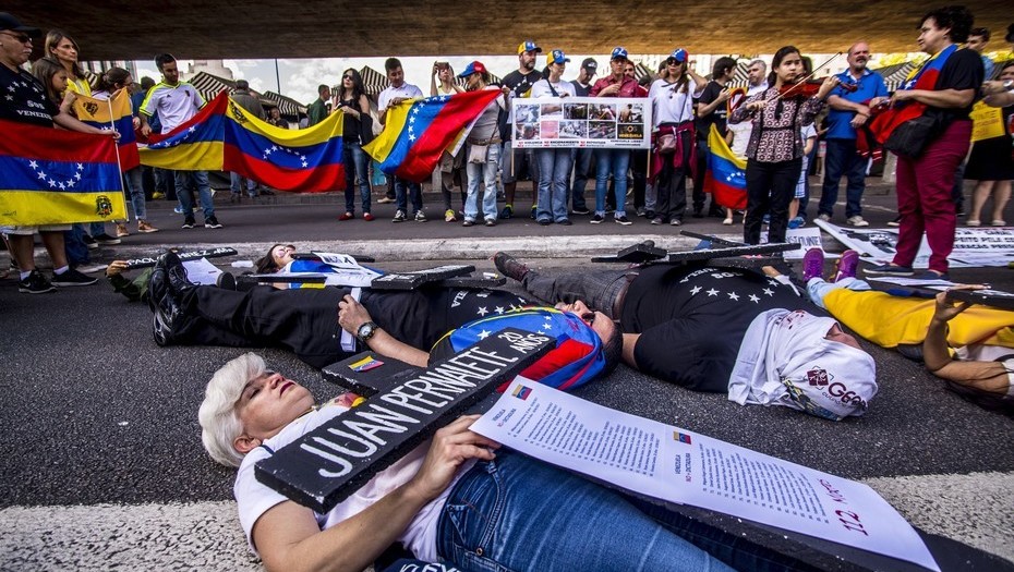 Oposición venezolana registra 15 muertos en protestas contra la Constituyente