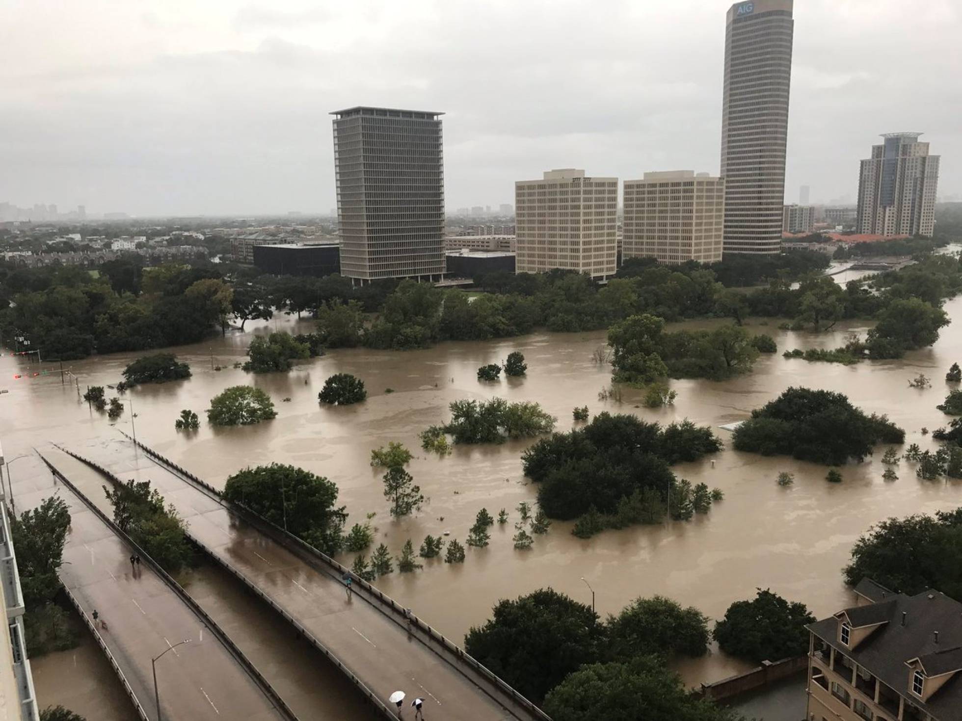 El huracán ‘Harvey’ castiga Houston con inundaciones sin precedentes