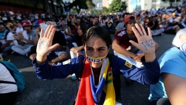 Vaticano pide suspender la Constituyente en Venezuela