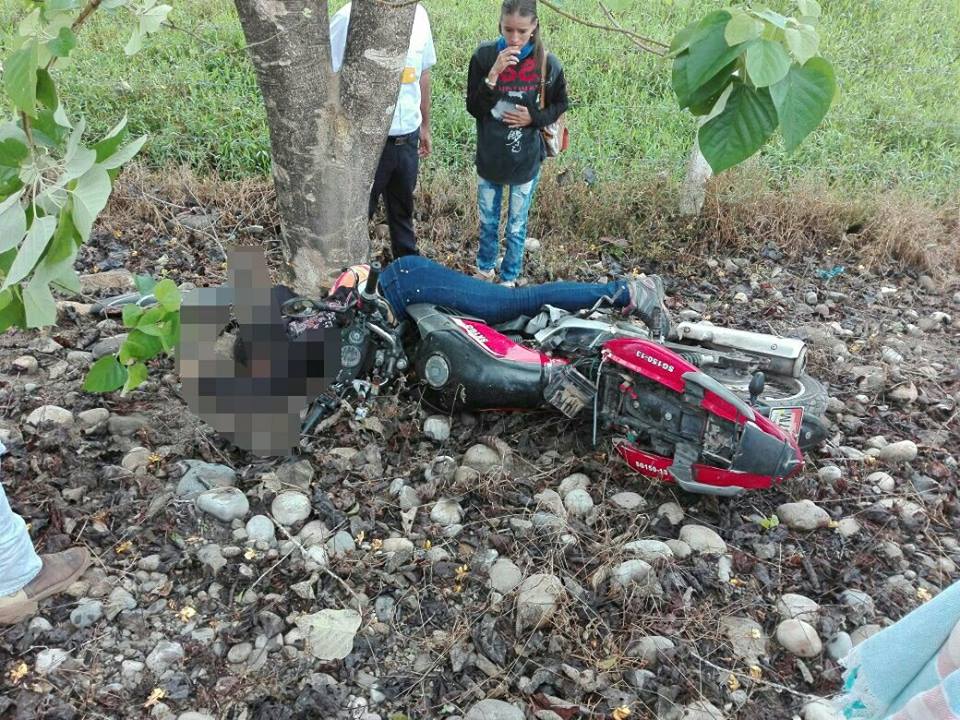 Muere mujer en accidente de tránsito