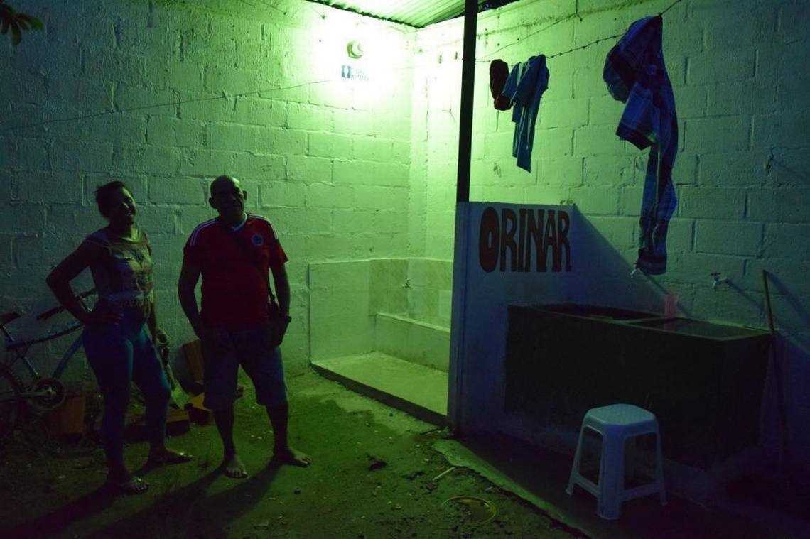 En Venezuela eran maestras y doctoras. En Colombia se convirtieron en prostitutas