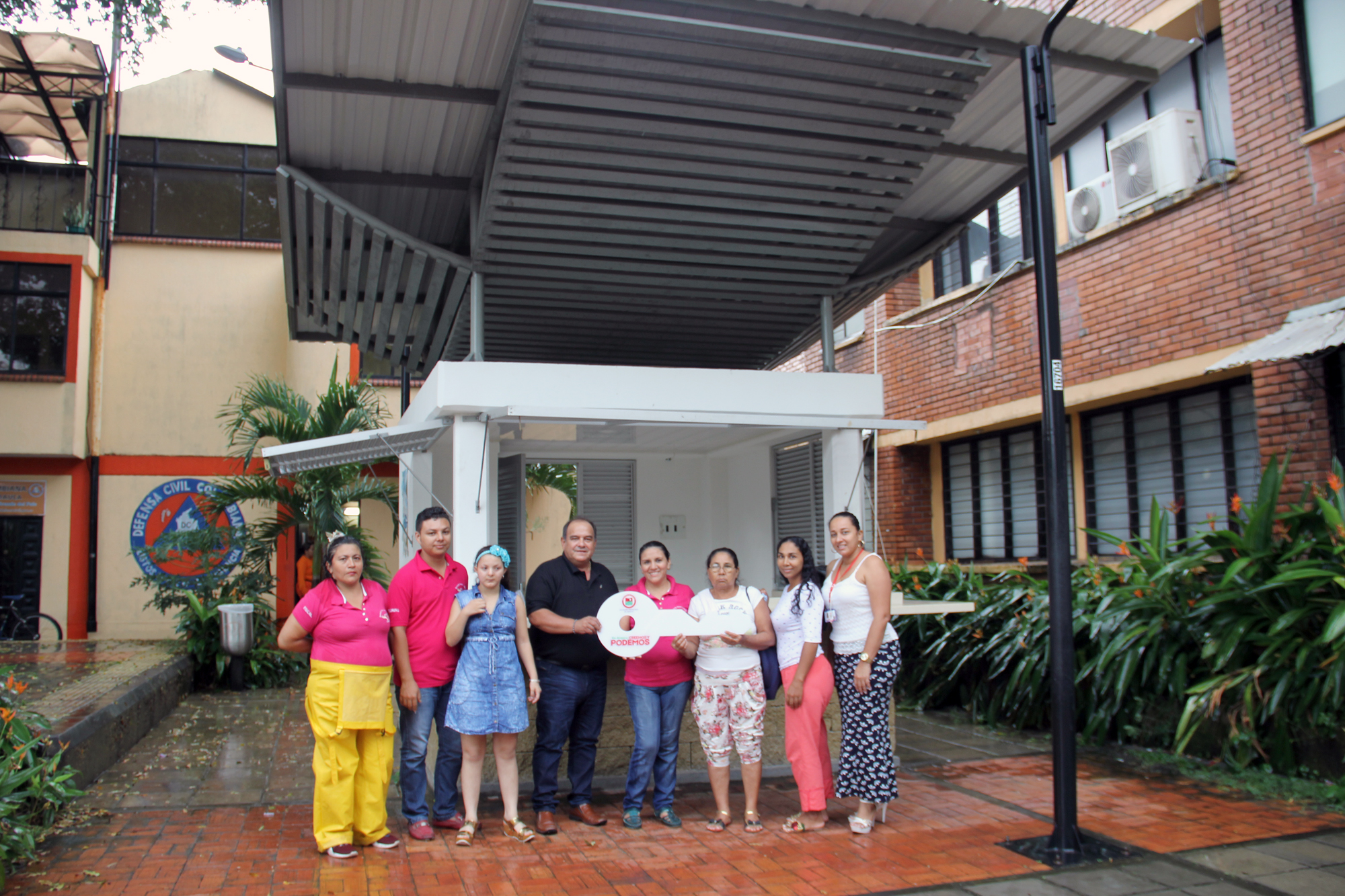 Alcaldía hizo entrega de la caseta comercial del parque de Defensa Civil