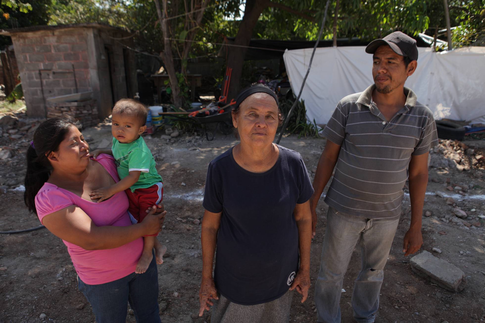 Tarjetas clonadas entre los escombros del sismo en México