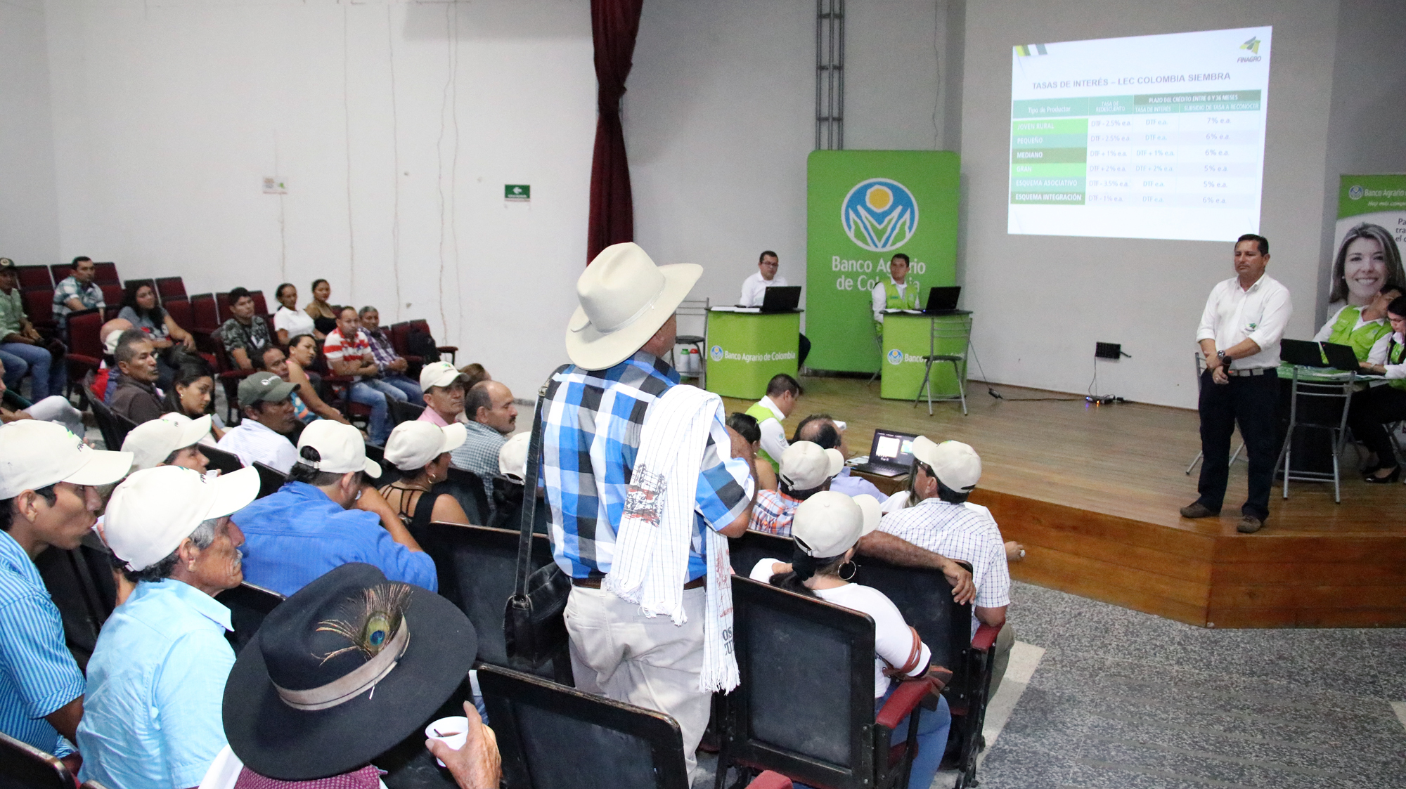 Alcaldía desarrolló mesa de trabajo con ganaderos de Arauca
