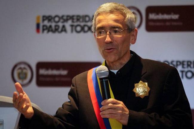 Comisión de la Verdad no es contra nadie, es por las víctimas: De Roux