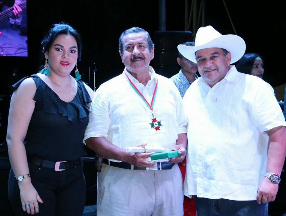 Locutor de Meridiano 70 fue condecorado con la Medalla Ciudad de Arauca
