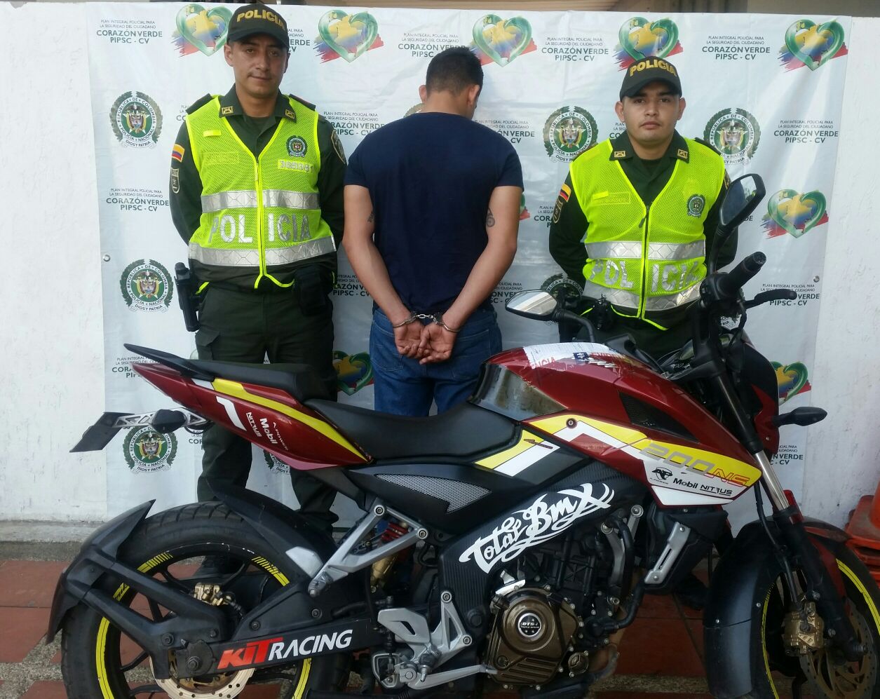 Policía Nacional recuperó motocicleta que había sido hurtada