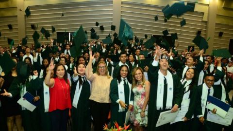 Universidad Internacional de la Rioja asignará becas a mejores promedios