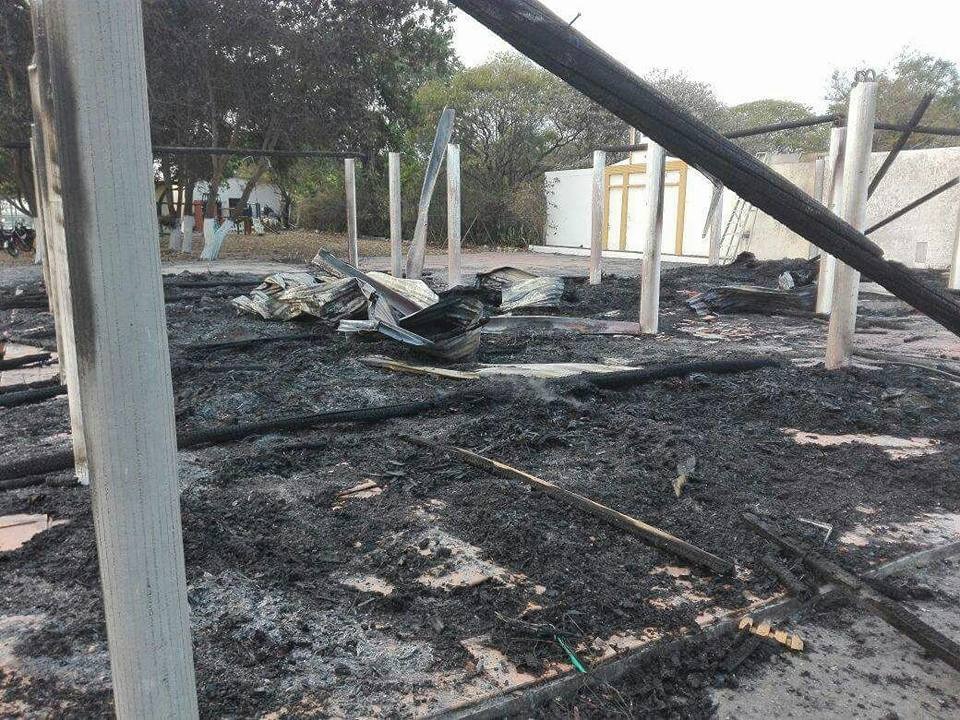 Incendio consumió caney llanero de un hotel en Tame