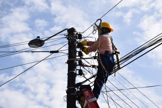 Por reubicación de postes habrá desconexión de energía en barrio Unión
