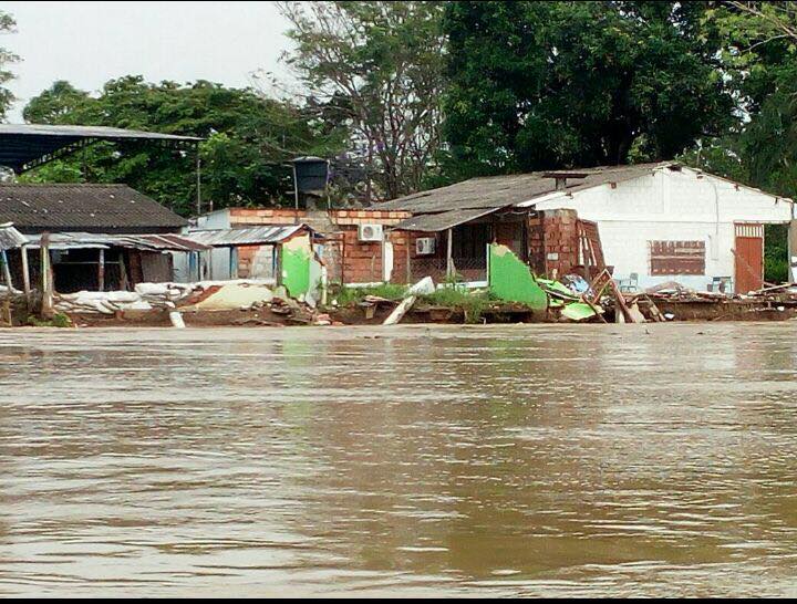 El río Arauca arremetió nuevamente contra el Colegio de la Reinera 