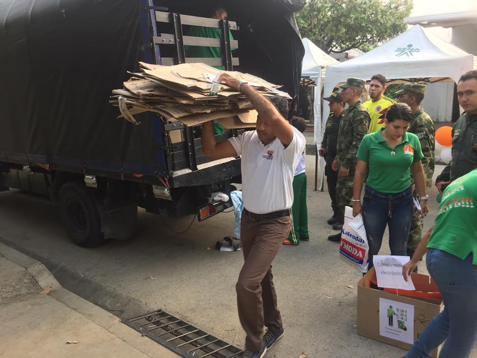 Más de una tonelada de material reciclable se recolectó en la Reciclatón