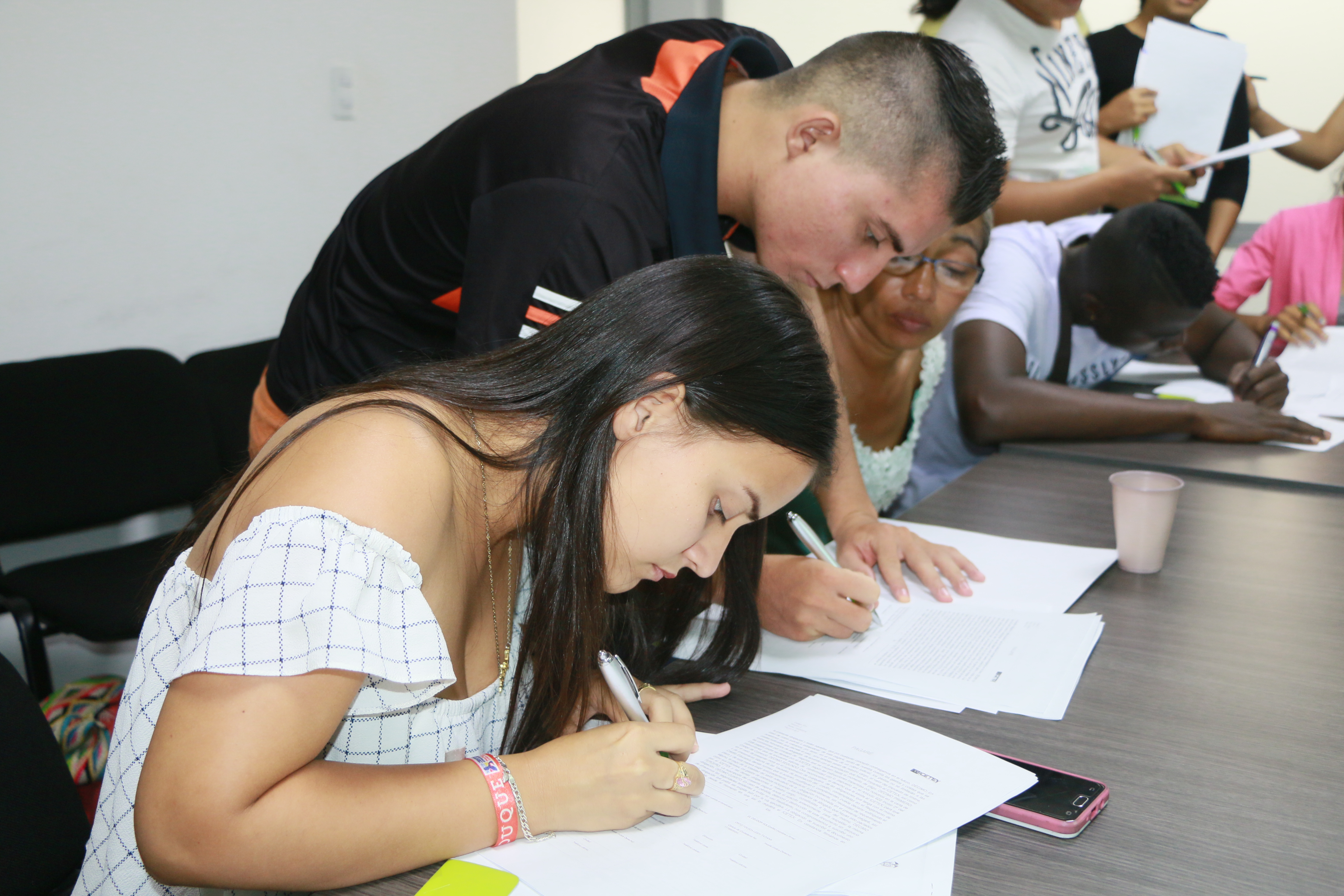 Víctimas del conflicto armado recibieron créditos condonables en educación