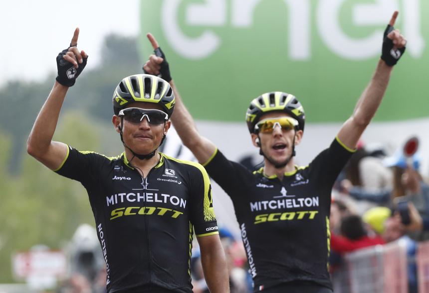 Esteban Chaves ganó la sexta etapa del giro