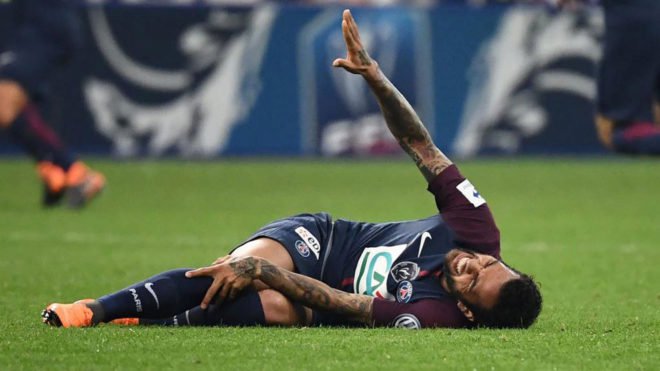 Dani Alves se pierde el mundial