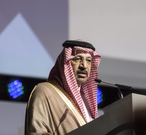 Arabia Saudita frena alza del petróleo