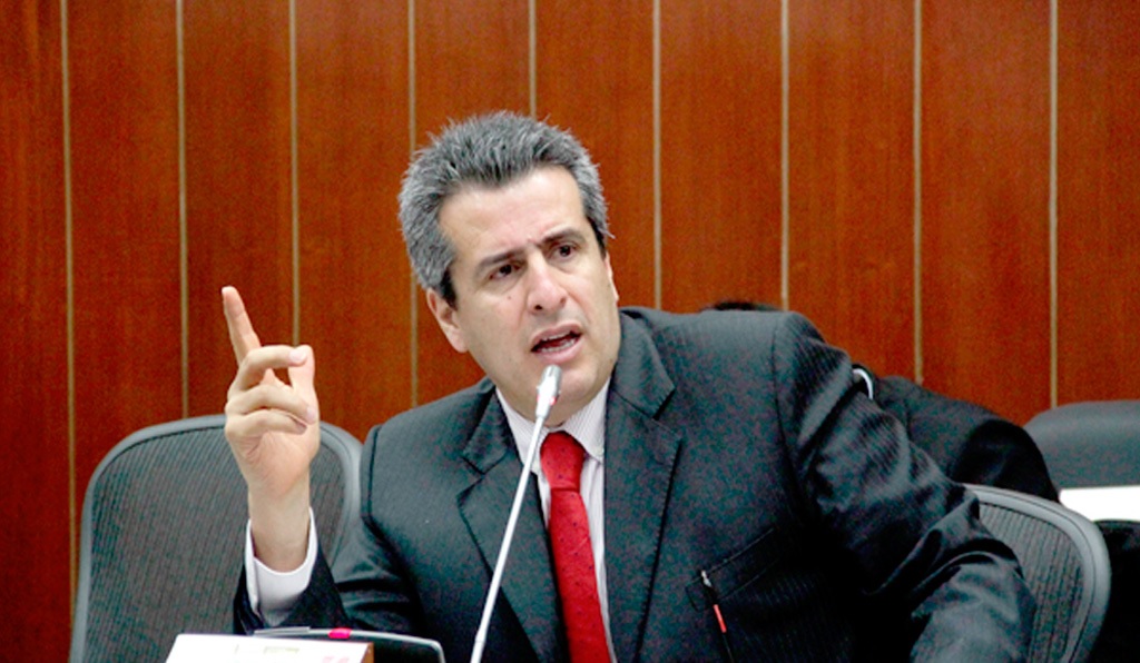 Se radica ley para ampliar amnistía a ciudadanos remisos