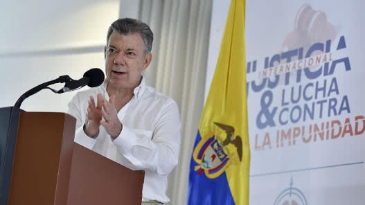 Vamos a tener las elecciones más tranquilas, con la mayor participación y las mayores garantías para todos los candidatos: Presidente Santos