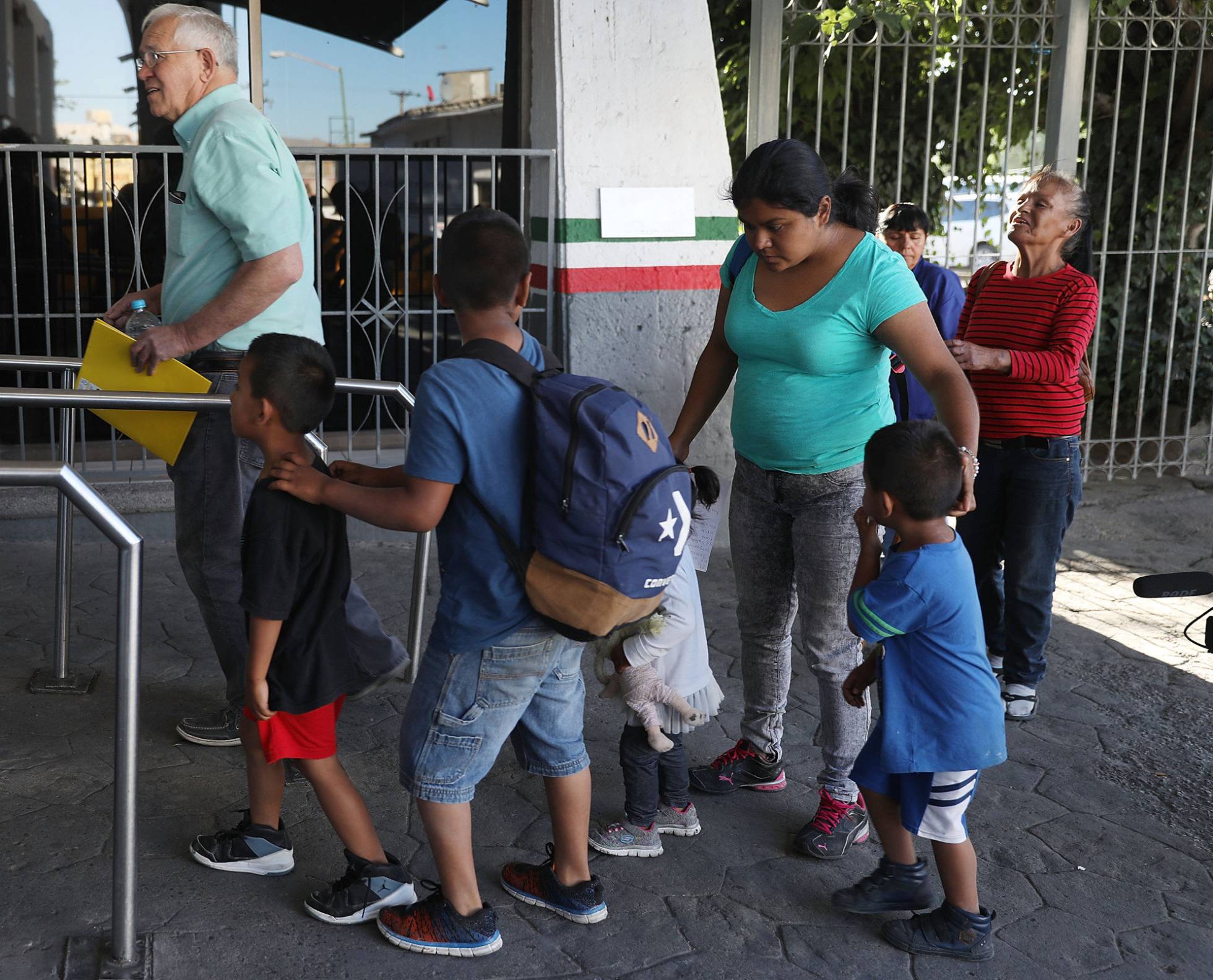 La migración resucita como baza electoral en la recta final de la campaña mexicana