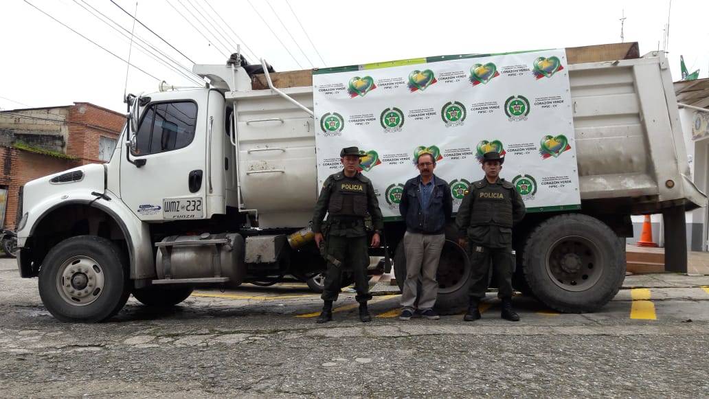 Encuentran un «laboratorio portatil» de cocaína oculto en una volqueta