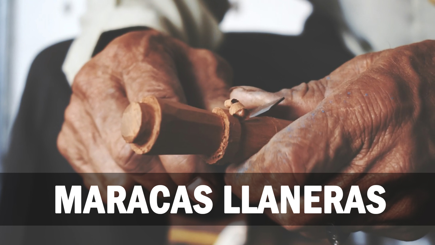 Don Segundo Torres nos muestra cómo se hacen las maracas llaneras