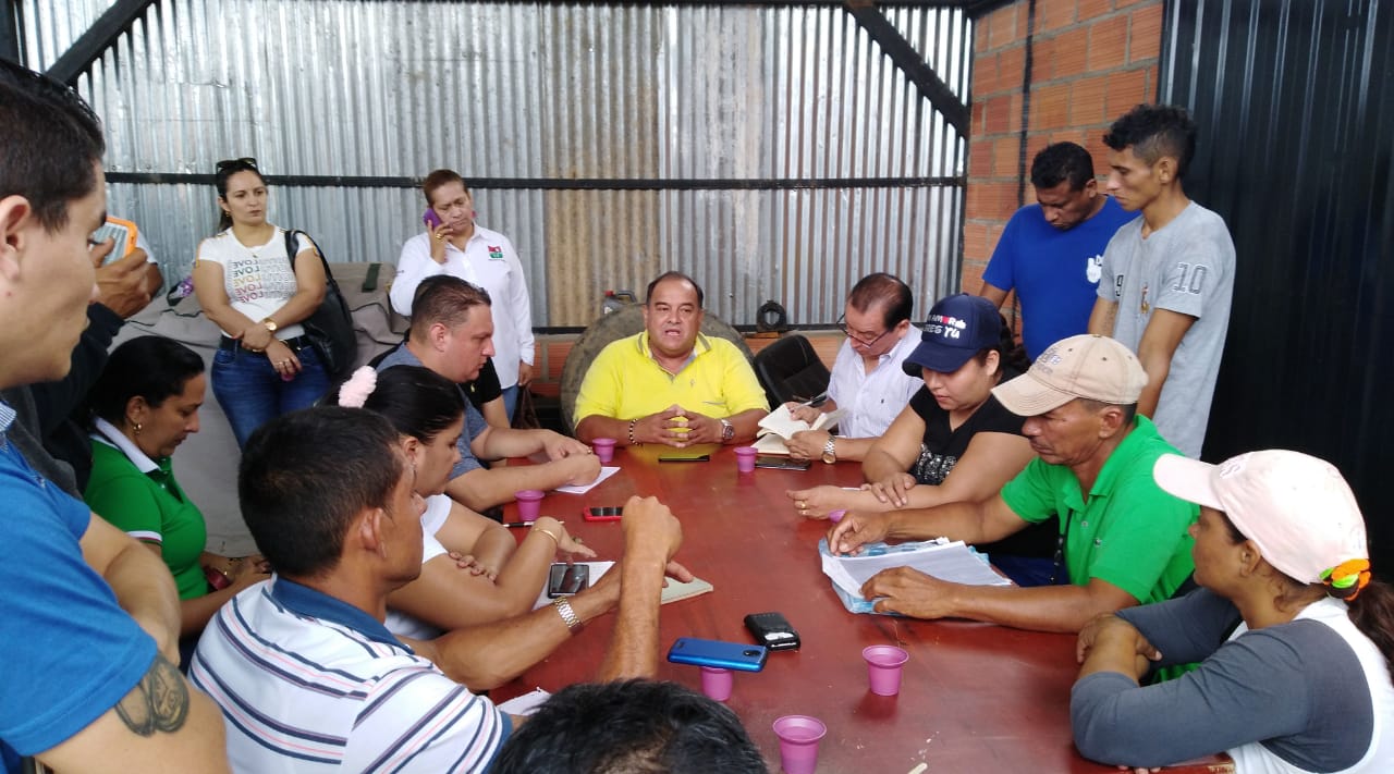 Tránsito vehicular retornó a la normalidad en vía de acceso al municipio de Arauca