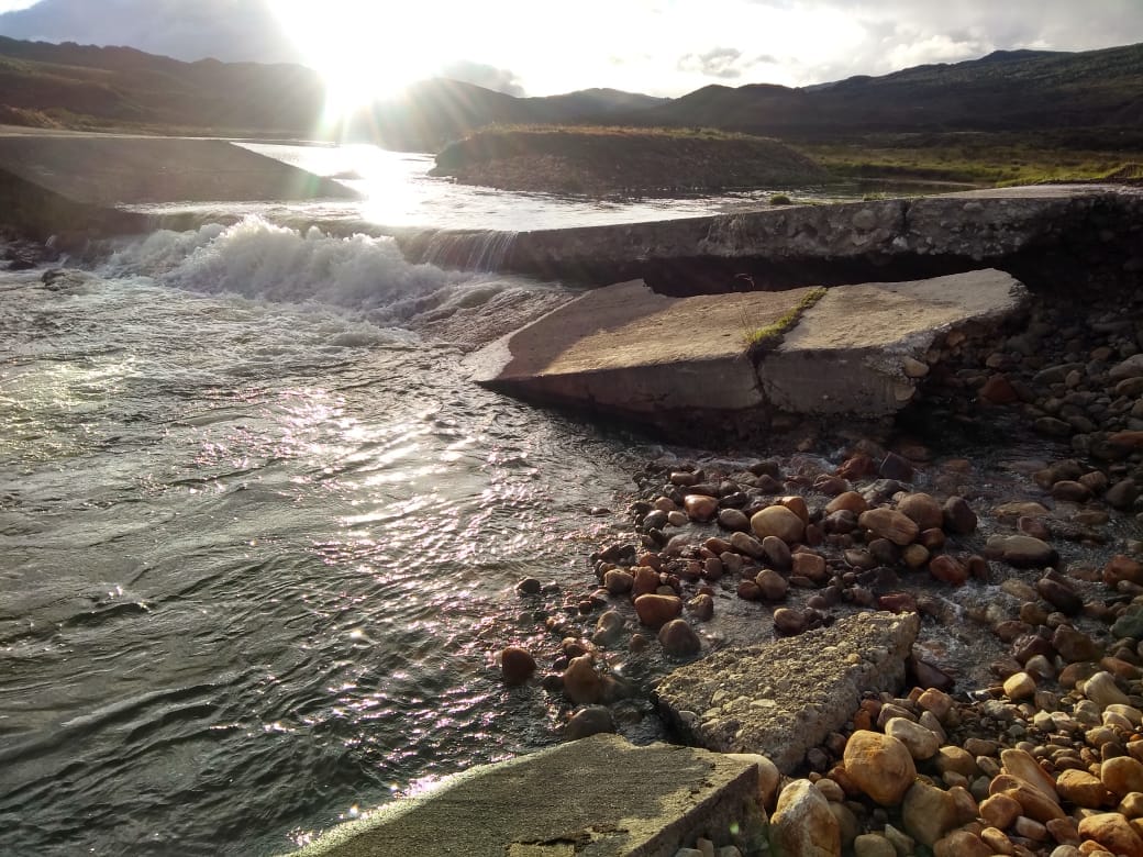Cerrado el paso del Río Frío al interior del Parque Nacional Natural Chingaza