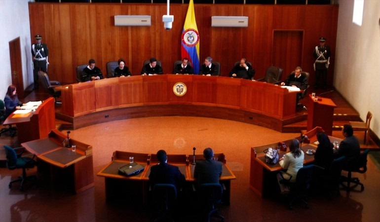 Corte Suprema cita a indagatoria a Senadores Álvaro Uribe y Álvaro Prada