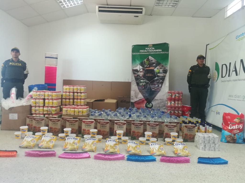 En Supermercados de Arauca hallan productos de contrabando