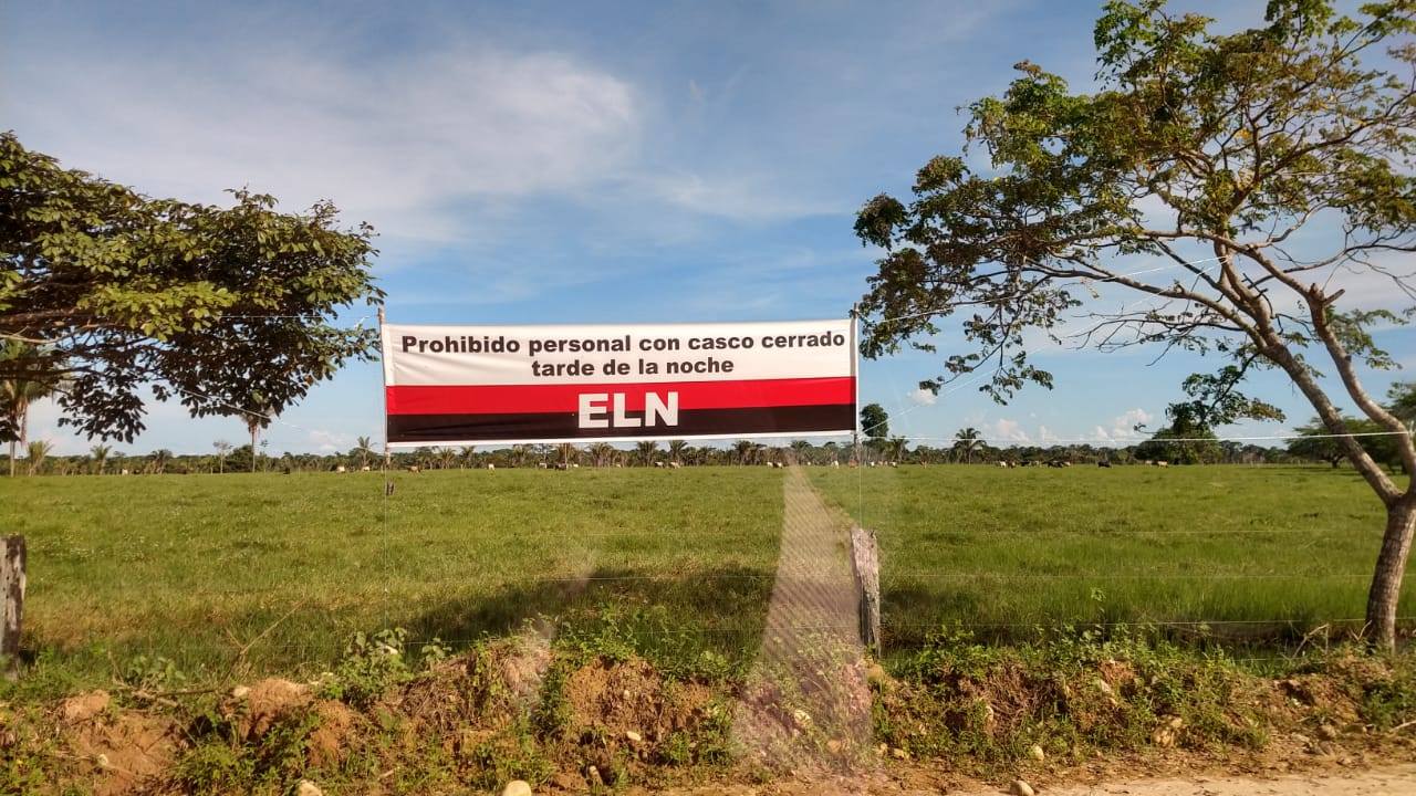 ELN prohibió el uso de casco a motorizados en el Piedemonte