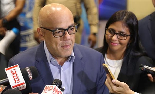 Venezuela prepara acción internacional por supuesto maltrato a inmigrantes